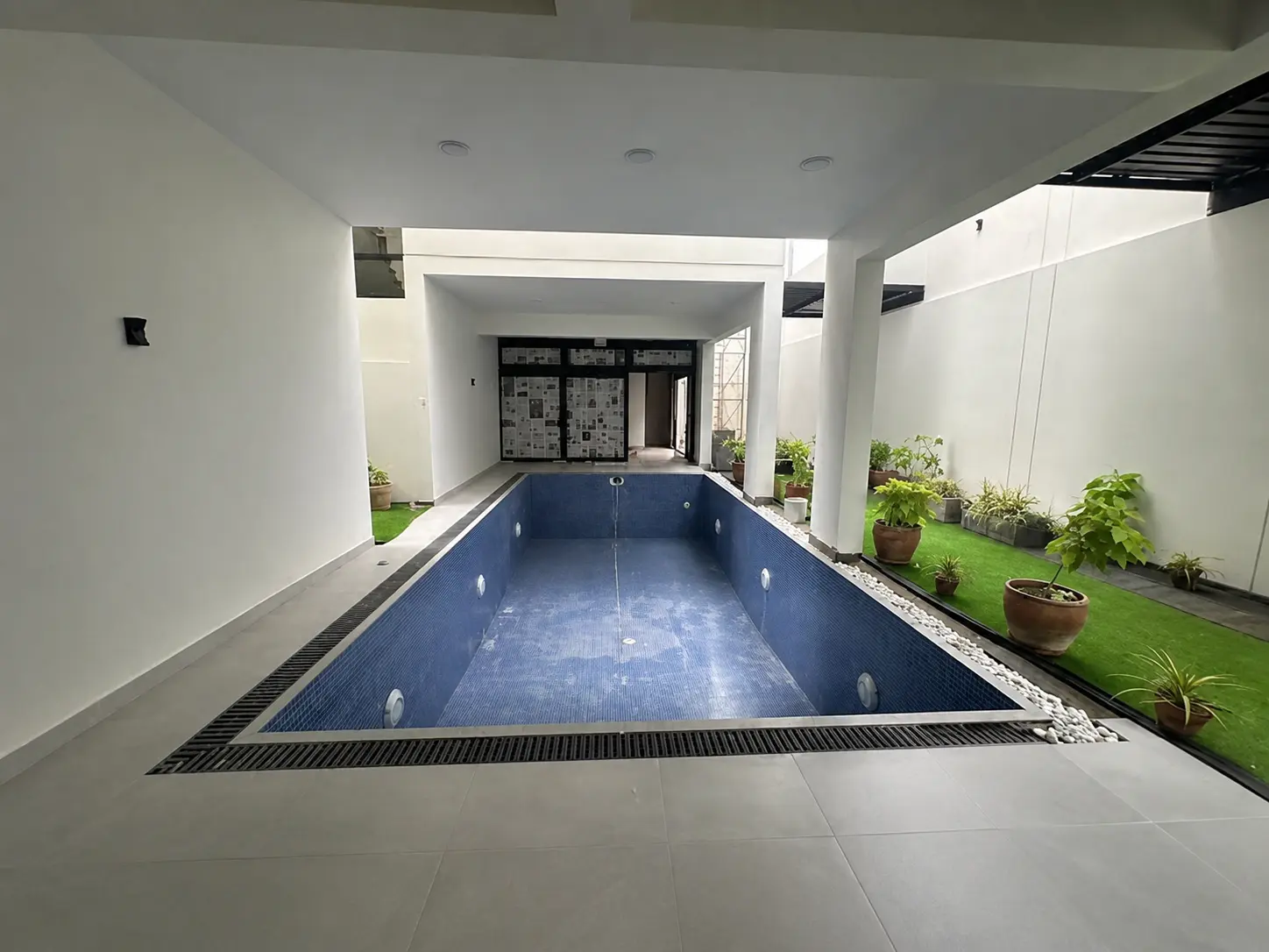 Swimming pool in DHA Karachi, properly plumbed and filtered – Mukhlis Fertigo